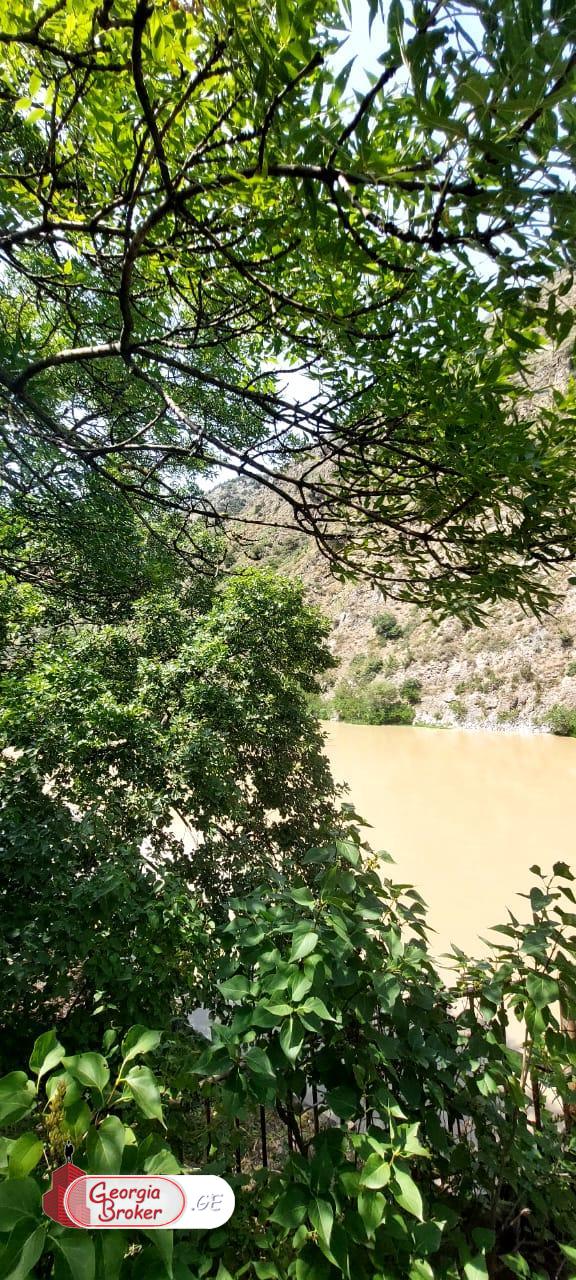 იყიდება ახალი გარემონტებული 9 ოთახიანი  აგარაკი არმაზში